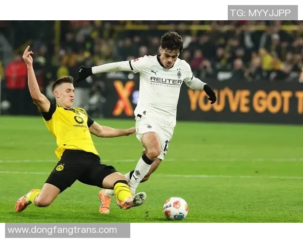 多特蒙德与马拉加精彩对决图片回顾展现足球魅力与激情瞬间