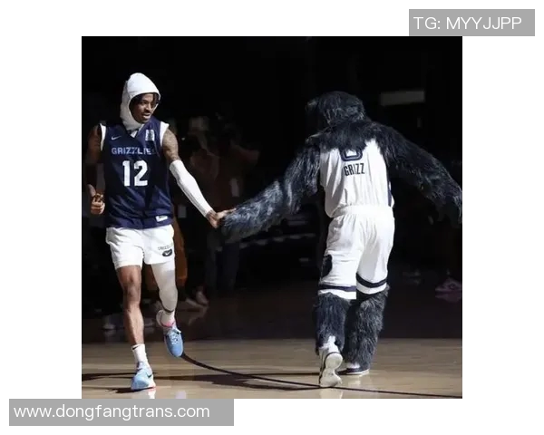 蓝光开拓者与雄鹿激战正酣谁能在这场对决中笑到最后