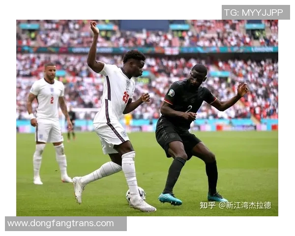 重庆羽毛球队在欧锦赛积分榜上以66分稳居第一名彰显实力与团队合作精神