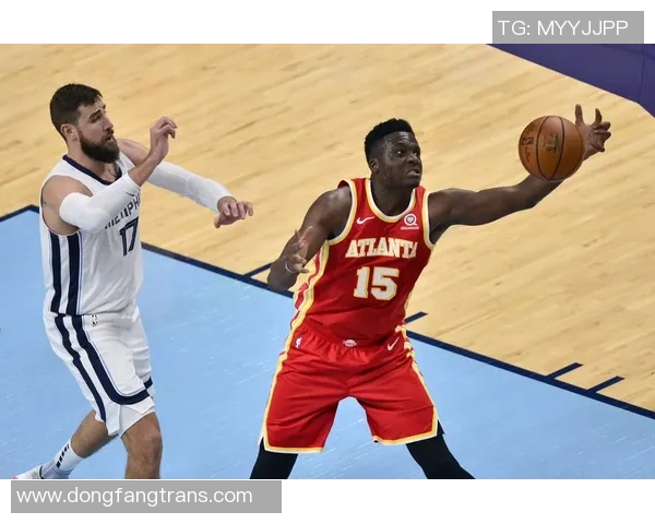 克林特卡佩拉如何在NBA赛场上展现自己的全能实力与领导魅力